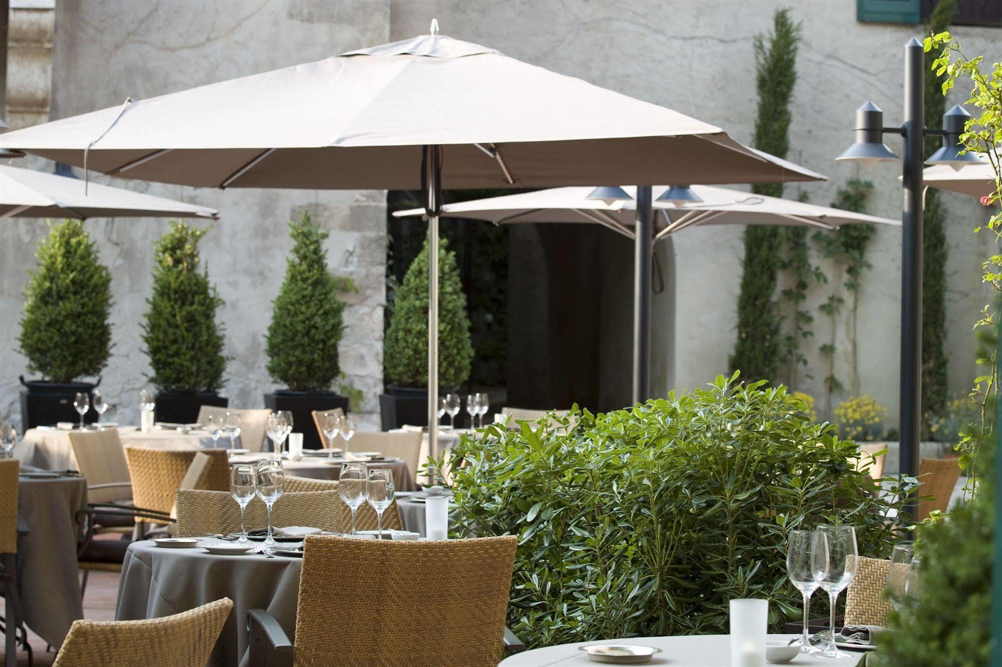 Le Prieure Hotel Villeneuve-les-Avignon Exterior photo